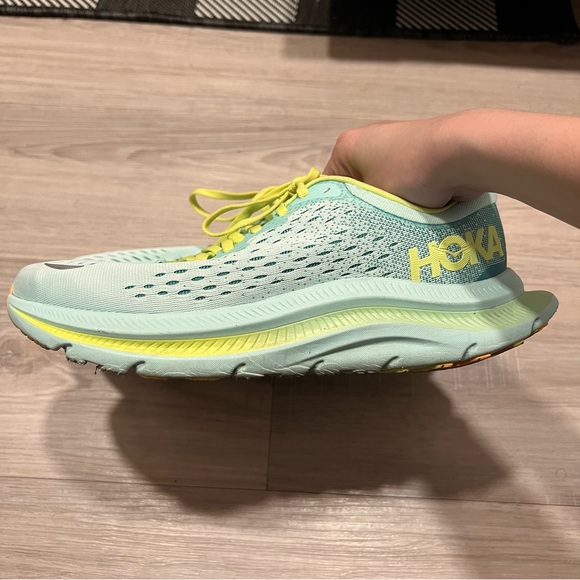HOKA Kawana Shoes - Picture 2 of 4